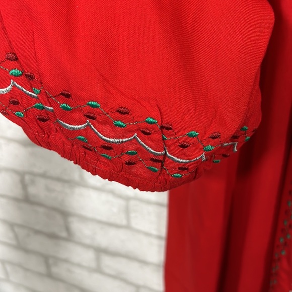 Angel Heart Boutique red could be the one embroidered top size 3x - Picture 7 of 12